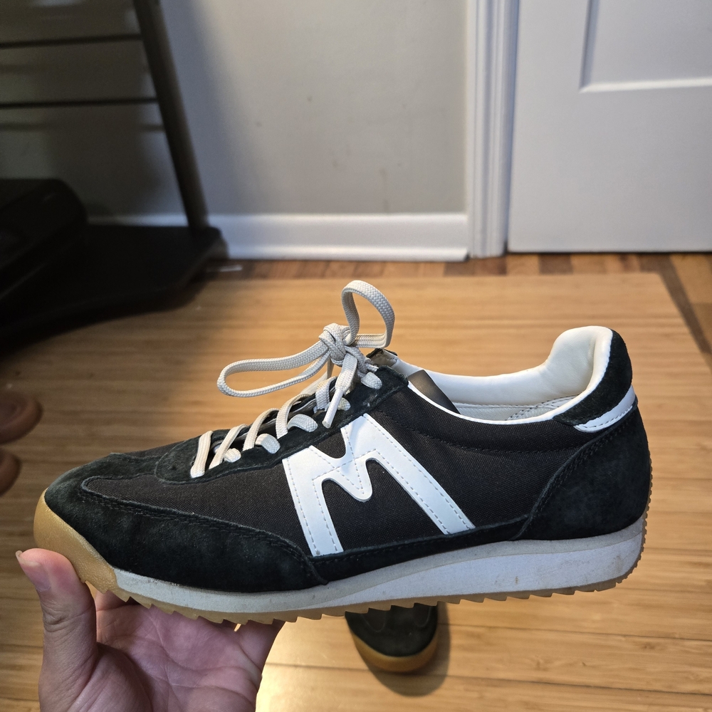 Men's Black and White Sneakers